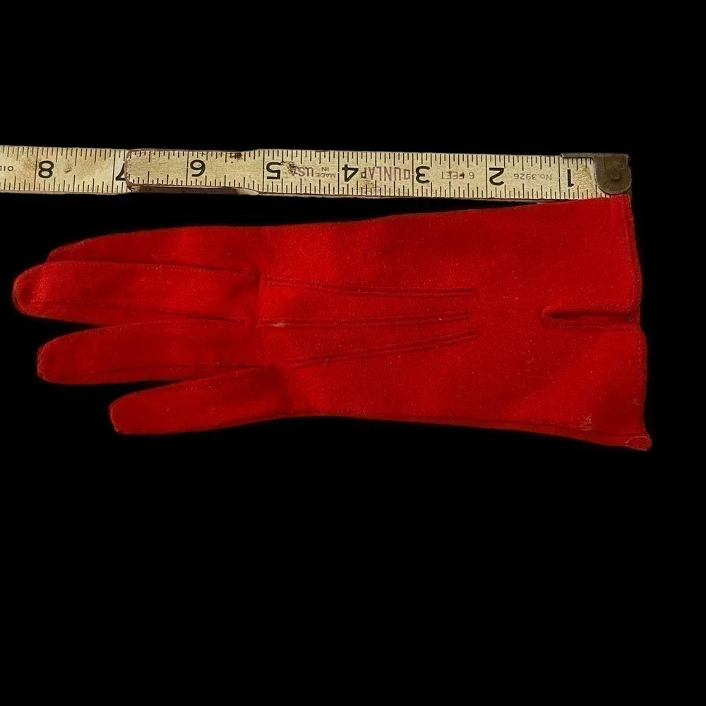 Vintage Sexy Fire Red Suede 1960’s Wrist Length Driving Gloves Warm Winter Wear